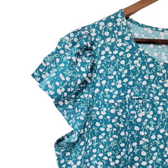 Womens Plus size 1X and 2X Teal/Pink Ditsy Floral Round Neck Short Sleeve Blouse - Picture 4 of 12